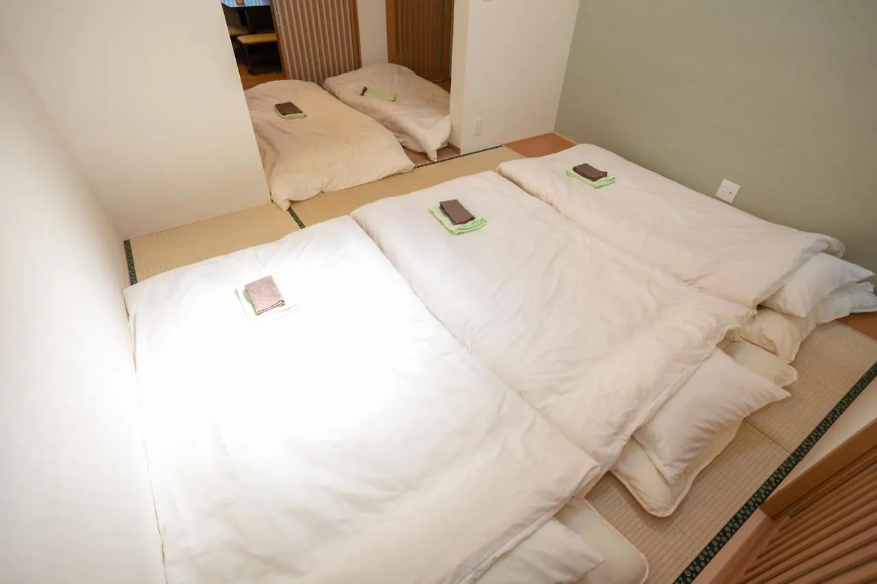 *** Guest house Enraku Hotel Kyoto Japan